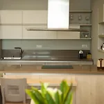 Villa Luxurious 5 Bedroom Palasë