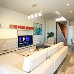 Luxurious 5 Bedroom